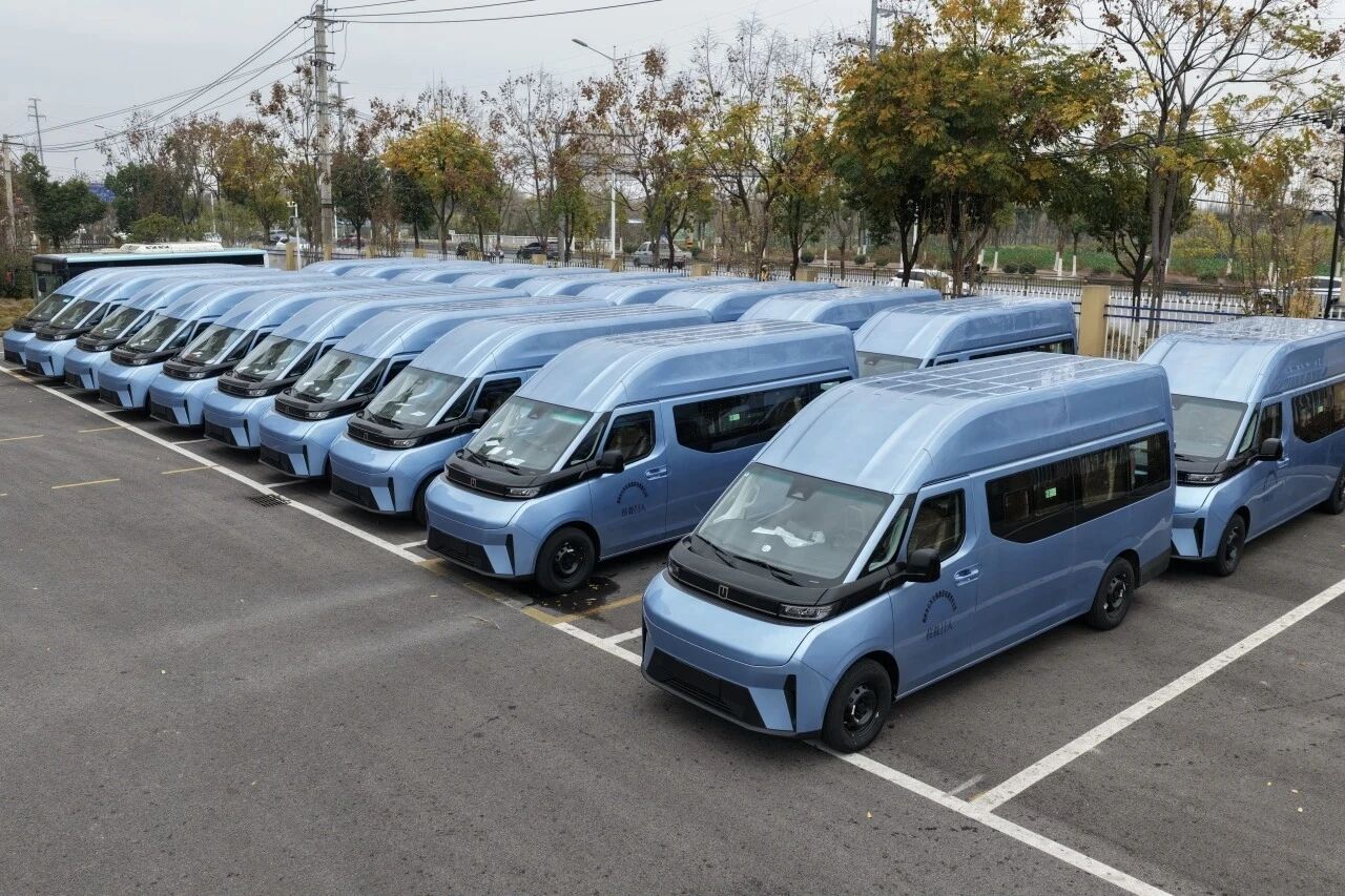 远程星际客车赋能荆州“动态公交”新升级