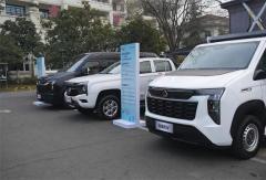 中国重汽轻型汽车专用车矩阵全擎亮相 多场景解决方案登陆随州