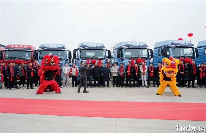 60台中国重汽豪沃TX燃气车交付 领跑2026新征程