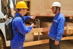 海外客户点赞徐工售后服务