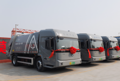 开门红再传捷报！欧航智蓝EHL低入口环卫车批量交付客户