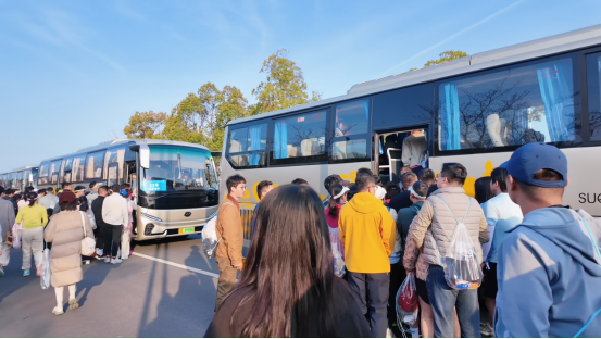 硬核新V系，暖心苏汽人：一场5600人次的“零差错”护航920