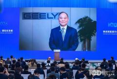 李书福：坚持20余年！甲醇汽车迎政策东风，中国新能源再添硬核路线