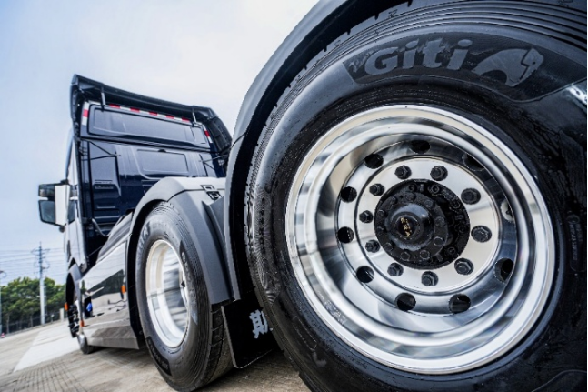 【稿件1】NEXT ERA重卡：500 马力黄金动力，高效经济适配中国长途运输206