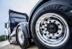 NEXT ERA重卡：500马力黄金动力，高效经济适配中国长途运输