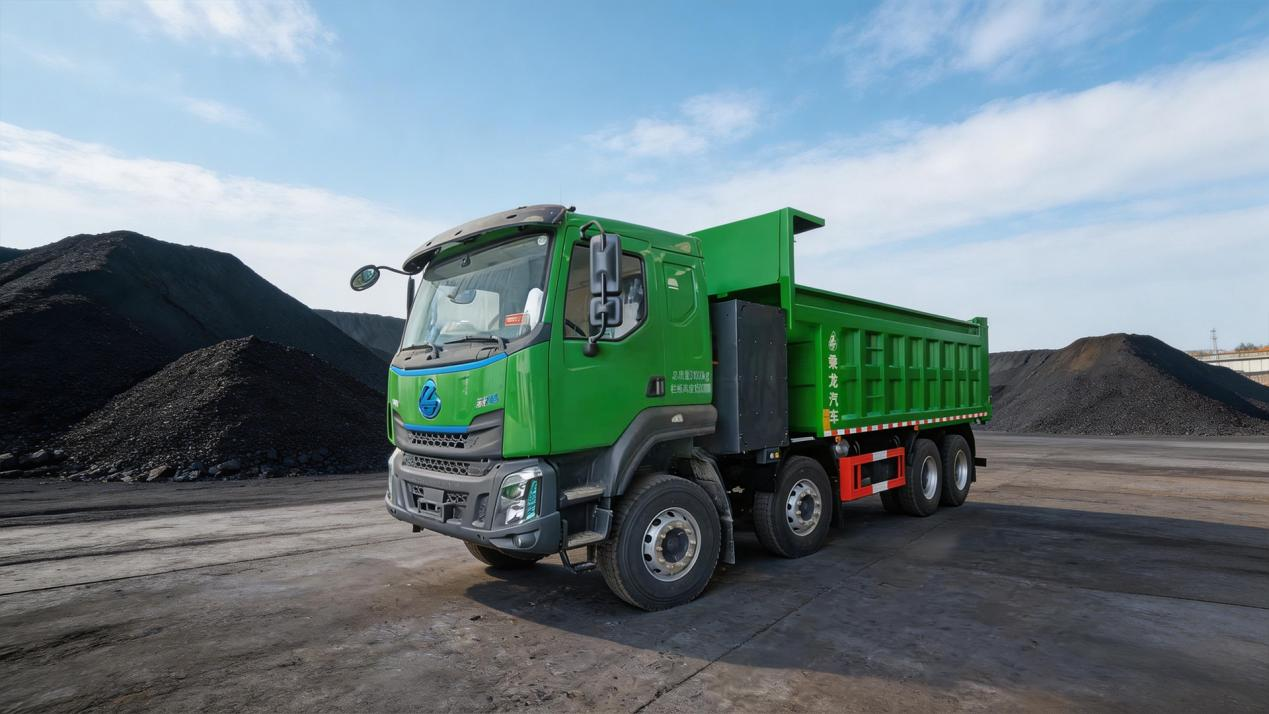 油价再高也不怕 乘龙H5 8X4轻量化纯电自卸助卡友赢在起跑线