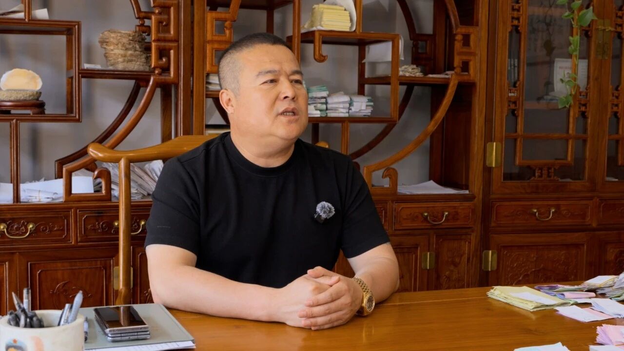“出了名的皮实”！华北城建物流大客户点赞徐工新能源自卸车