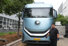 与欧曼同行 高效之路！欧曼银河燃气车：孟师傅跨省长途干线增收利器