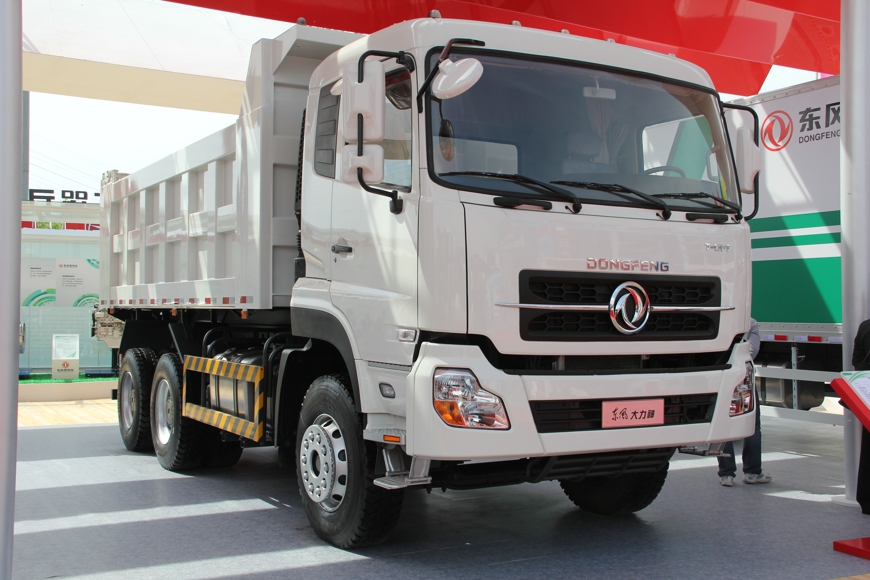 东风大力神欧v重型工程车