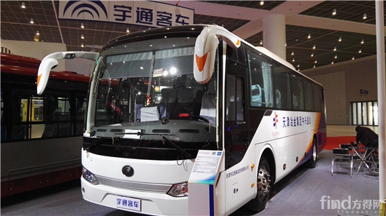 "e系家族代表团"劲刮绿色智能风 宇通三款纯电动车亮相天津客车展