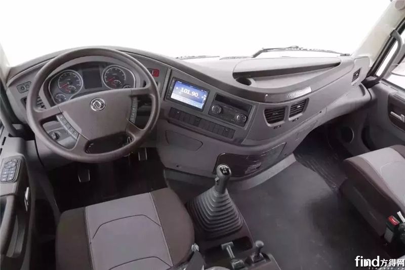 东风天龙旗舰isz520危化品运输车登陆河北