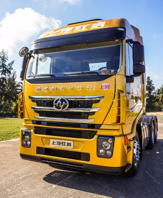 王者归来!上汽红岩国六柴油杰狮c6牵引车来袭