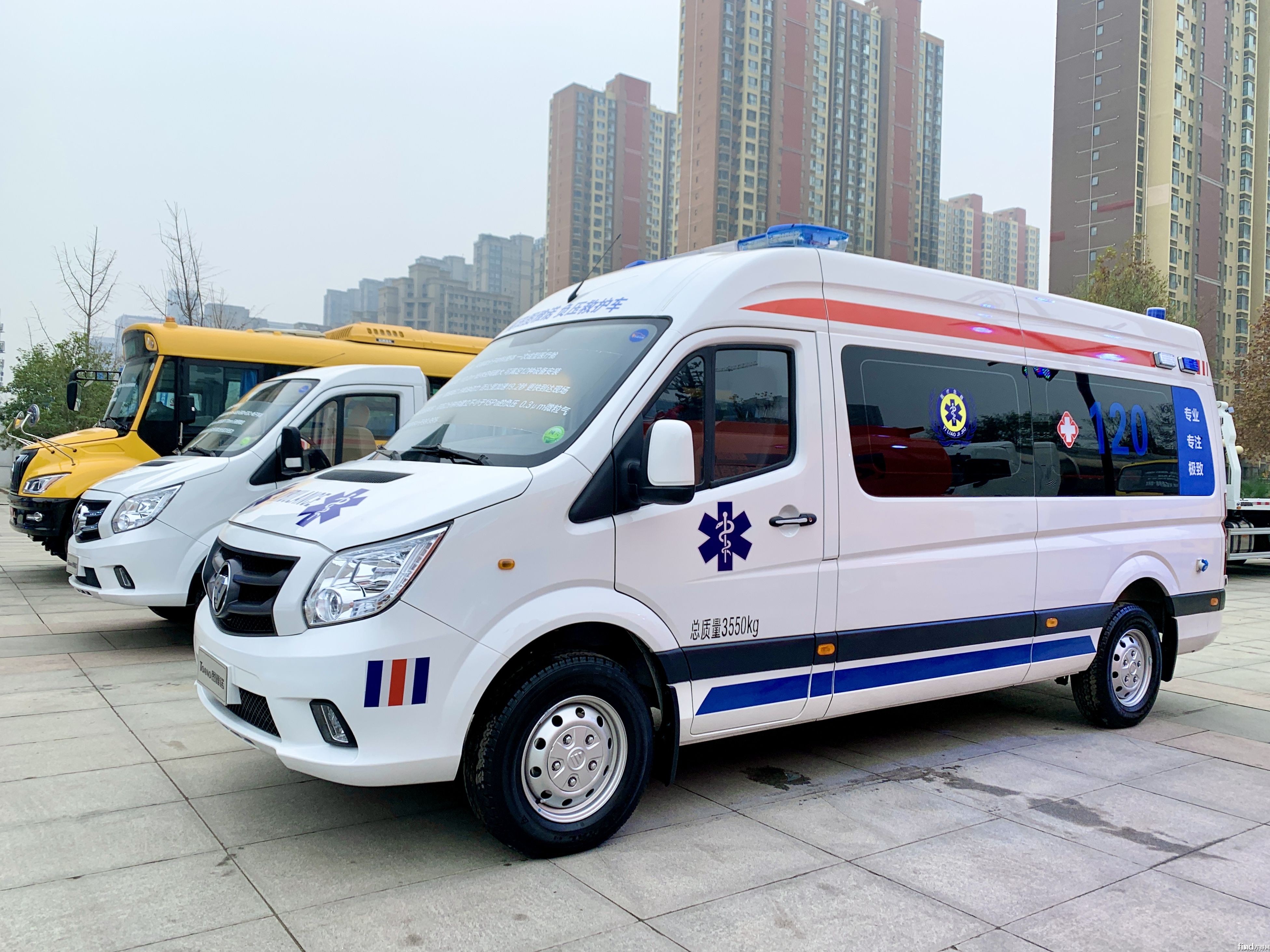 图雅诺救护车