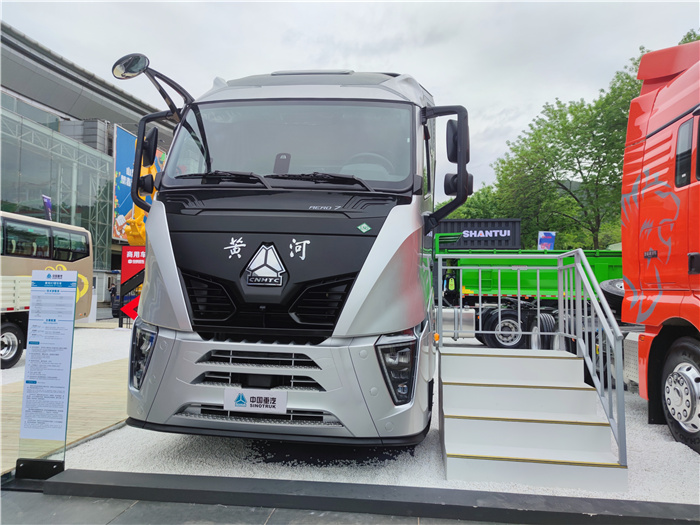 中国重汽上半年营收400亿元销量逆势上行下半年如何发力