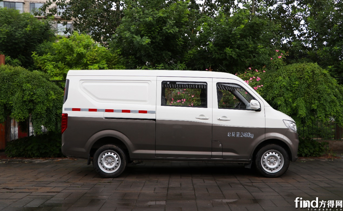 青春加点劲体验长安跨越星v5偏爱青年创业者