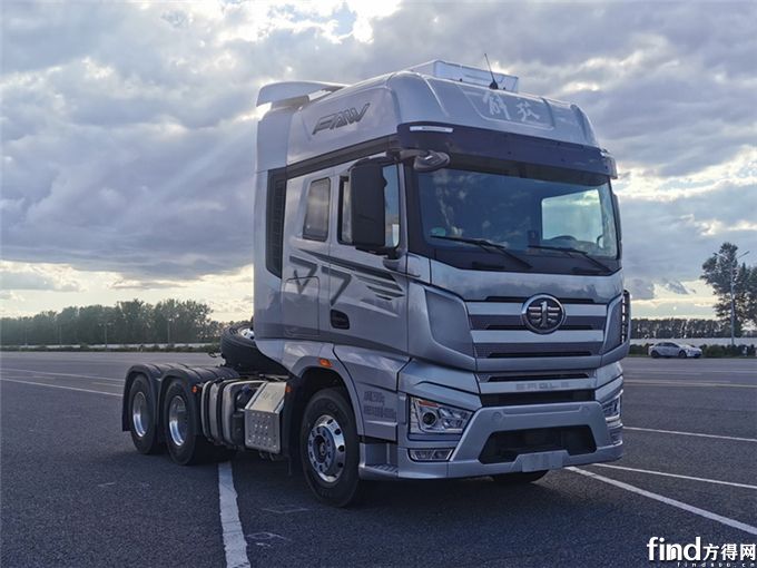 最大700马力解放j7上新柴油燃气并进