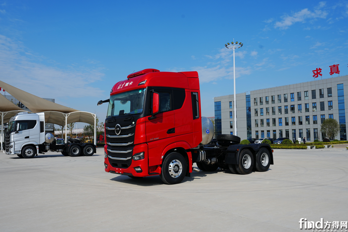 后起之秀力不可挡北京重卡燃气牵引车硬核来袭